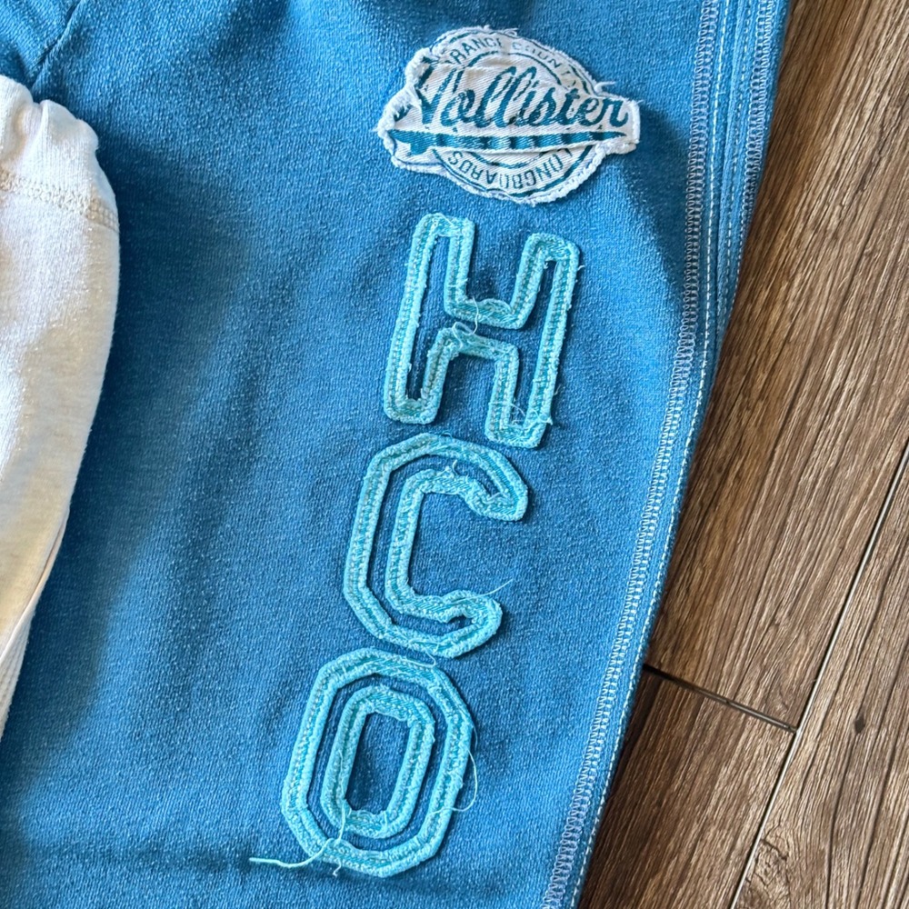 Hollister Co Y2K Sweatpants Bundle Blue HCO Logo Cream Cropped Loungewear Medium - Picture 2 of 12